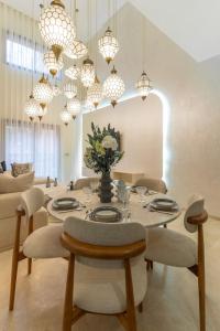 Golden Layali Luxury Duplex 3 Bedrooms Pool