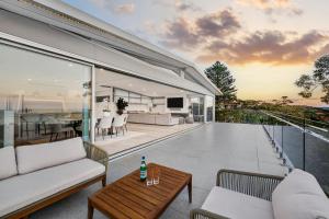 Costal Three-Storey Home with Panoramic Sea Views