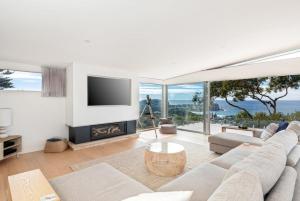 Costal Three-Storey Home with Panoramic Sea Views