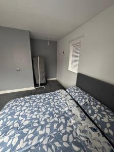Cozy Room in shared flat 25 minutes away from the city centre