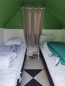 Quiet Area 15 Km To The Beach