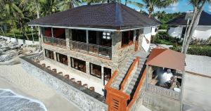 Utopia Beachfront Vacation Club