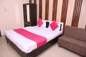 Hotel Pavitri I 5 Min Walk Kashi Vishwanath