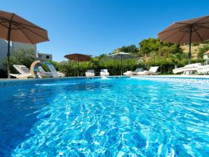 Holiday home for eight, Dugi Rat