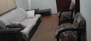 Casa Familiar Sobrado Azul, Próximo a BR 290