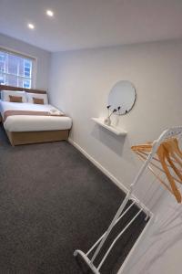 Central Liverpool 1-Bed Apartment, Ideal for Business & City Stays
