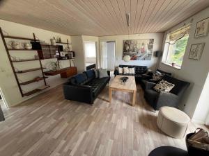 Cozy Holiday Home Close To The Beach