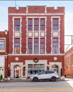 Old City Hall on Route 66 in Sapulpa