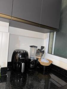 5 min da PRAIA Apê Completo e Moderno