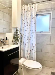 Relaxing Stay By The Beach Nature