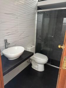 San Borja Room Baño Compartido