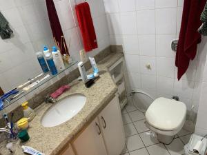 Apto com vaga na quadra das castanheiras até 6 pessoas