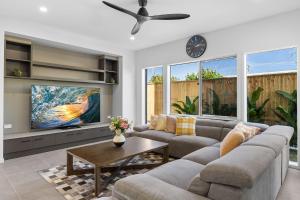 5 bed 5 bath stunner