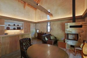 La Maison Facior Onomichi ラ メゾン ファシオール 尾道 尾道新築一棟貸切 ヨーロッパ邸宅風宿 温泉徒歩1分 1LDK最大4名 駐車場1台付き Wi-Fi