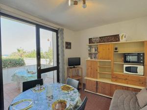 Appartement RDC - Accès Direct Plage, Terrasse, Parking Privé, Animaux Acceptés - FR-1-529-80