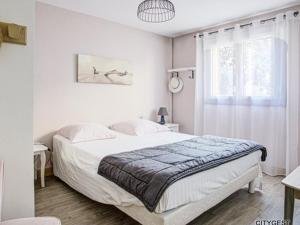 Villa T5 rénovée proche plage et commerces - FR-1-696-59