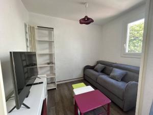 Appartement T2 avec Terrasse, Climatisation et Parking à 300m de la Plage au Barcarès - FR-1-529-258