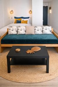 STUDIO LES PIEDS DANS LE SABLE, VUE MER & BALCON