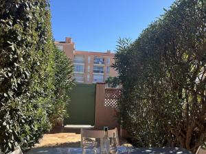 Maisonnette climatisée à 2 min de la plage avec terrasse et parking privatif - FR-1-529-283