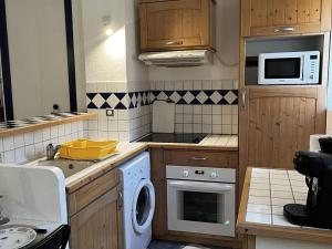 T2 confortable à 50m de la plage avec loggia - FR-1-696-74