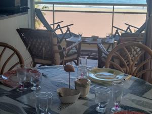 Appartement climatisé, rénové, 4 pers, proche plage et commerces - FR-1-696-95