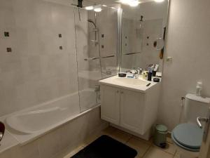 Duplex T3 climatisé avec WiFi et parking à Canet-en-Roussillon - FR-1-696-85