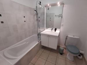 Duplex T3 climatisé avec WiFi et parking à Canet-en-Roussillon - FR-1-696-85
