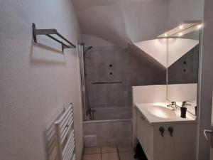 Duplex T3 climatisé avec WiFi et parking à Canet-en-Roussillon - FR-1-696-85