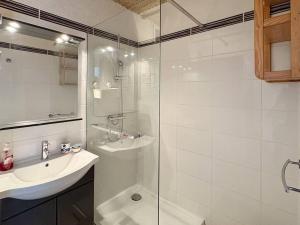 Studio climatisé proche plage et commerces avec terrasse - FR-1-529-311