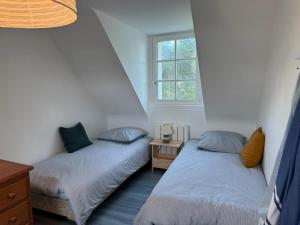 Maison calme et familiale proche du port de Sauzon - FR-1-418-270