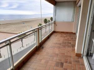 T2 rénové face mer avec balcon au Canet-Plage, 4 pers - FR-1-696-127
