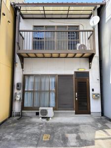 岡山駅徒歩5分!最大9名の一軒家貸し切り