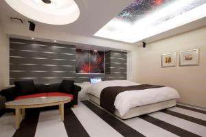 MoshiMoshi Pierrot Izumiotsushinkan -Adult Only