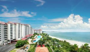 Seaview BR Homestay Glory Beach Resort - Beachfront - PD Homestay