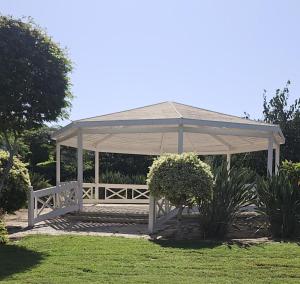 Mayfair Villa with Private Swimming Pool