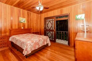 Espetacular Chalé 3 Quartos em Condomínio