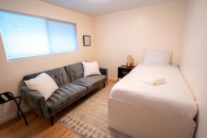 Modern-Cozy 3BR, EV & Family Friendly