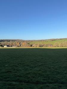 Snug cottage in the heart of the South Downs
