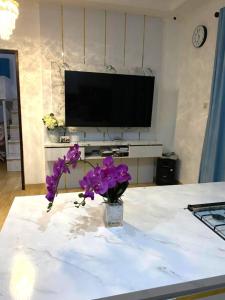 Quiet 2-Bed Furnished Villa with Pool in Mengwi