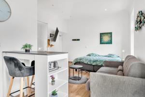 Studio 3 - Central Studio near Place de Paris