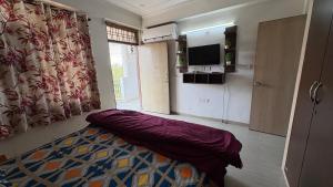 Hotel homestay guest house BNB Suman Solanki residency flats