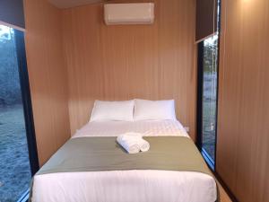 Auburn Vale Cottage by Tiny Away