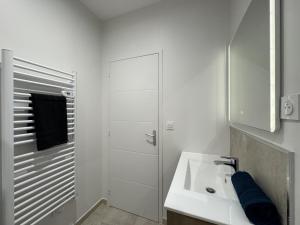 Le Grand Victor - Place de la Republique - 7 pers