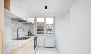 Prestige 2Bdr Apartament with View in Romana