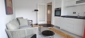 Nice Two Bedroom Apartment with FREE Parking