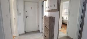 Nice Two Bedroom Apartment with FREE Parking