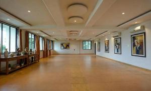 FabHotel Prime ResterChakan