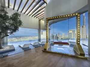 Restay Homes at Paramount Midtown Hotel - Infinity pool access included