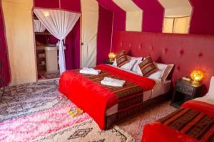 Golden Dunes Luxury Camp