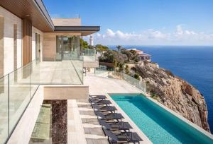 Villa de vacaciones con piscina infinita